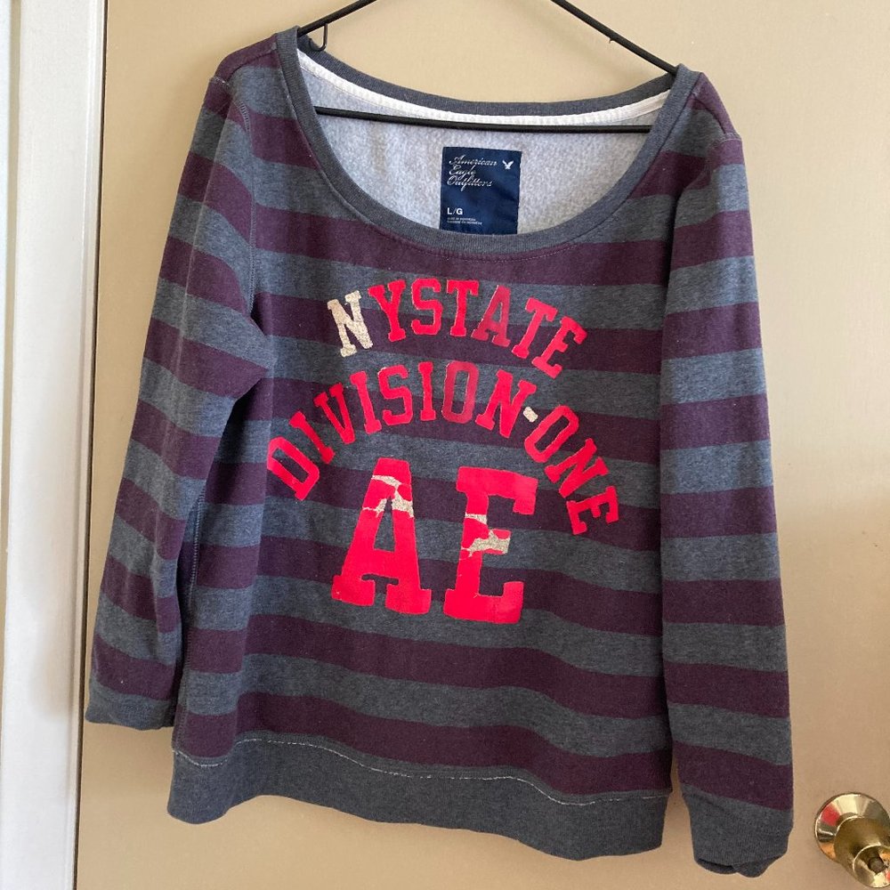 American Eagle Wide Neck Shirt